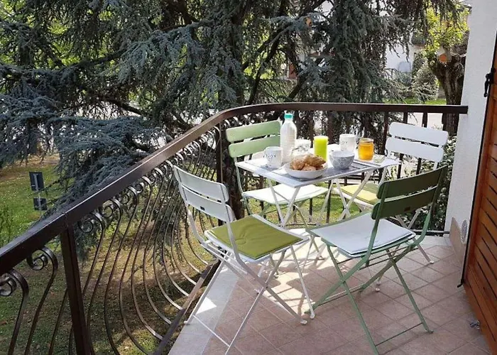 Casa Francesca 아파트 페스키에라델가르다